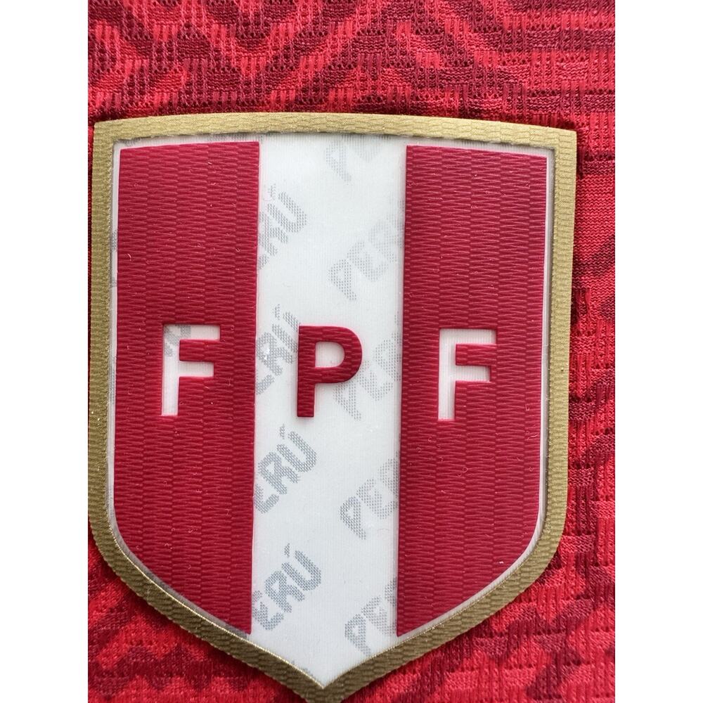 adidas men Peru 26 Home Authentic Jersey Size Medium NWT - Picture 4 of 8